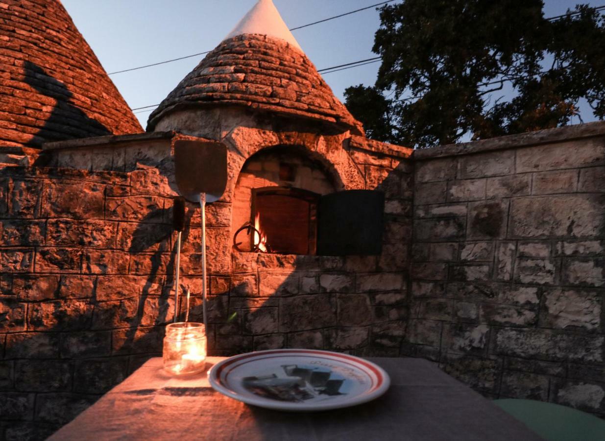 ロコロトンド Trulli Di Zia Tataゲストハウス エクステリア 写真