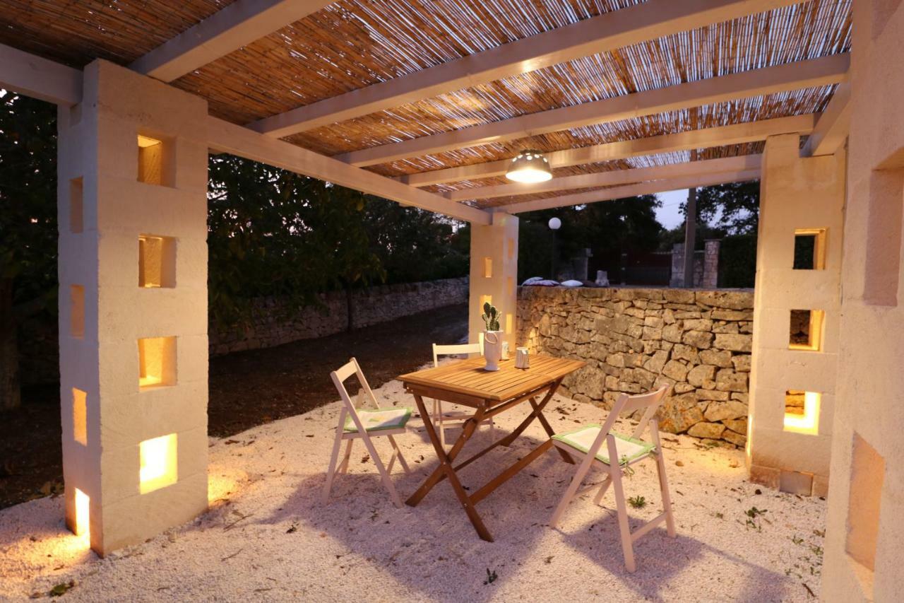 ロコロトンド Trulli Di Zia Tataゲストハウス エクステリア 写真